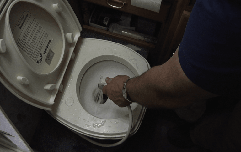 how does an RV toilet work